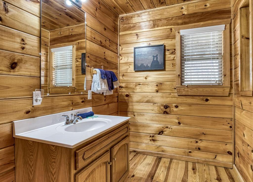 Wilderness Lodge, Hot Tub, Game Room, Pool Access, 1089 Free Tickets Each Paid Day, Dollywood And M Сев'єрвілл Екстер'єр фото